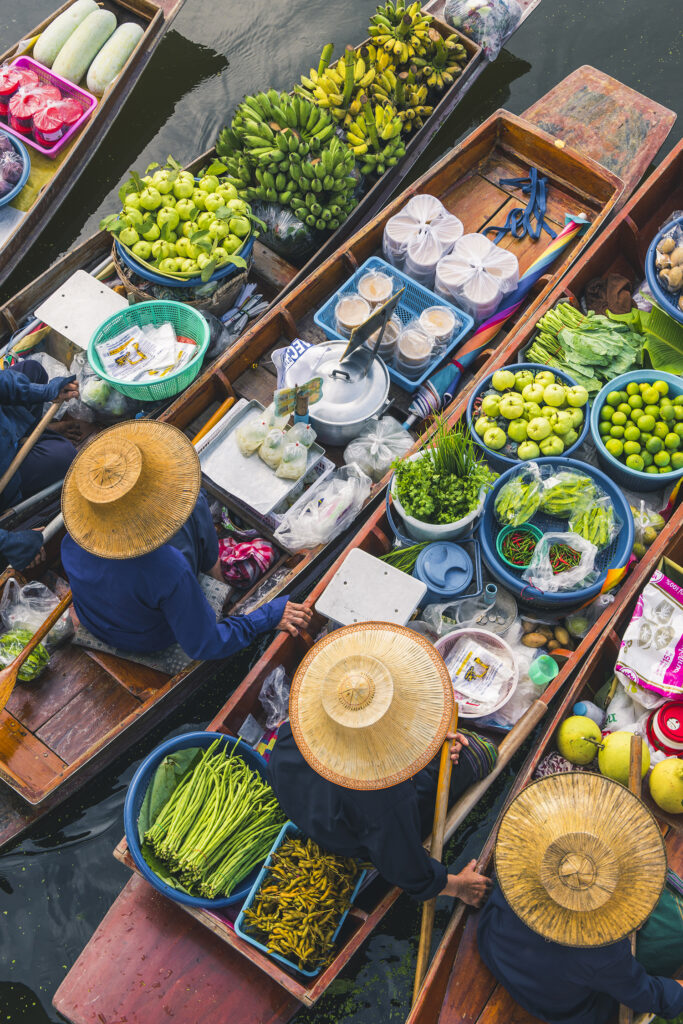 Tha Kha floating market, Amphawa, Samut Songkram, Bangkok, Thailand.